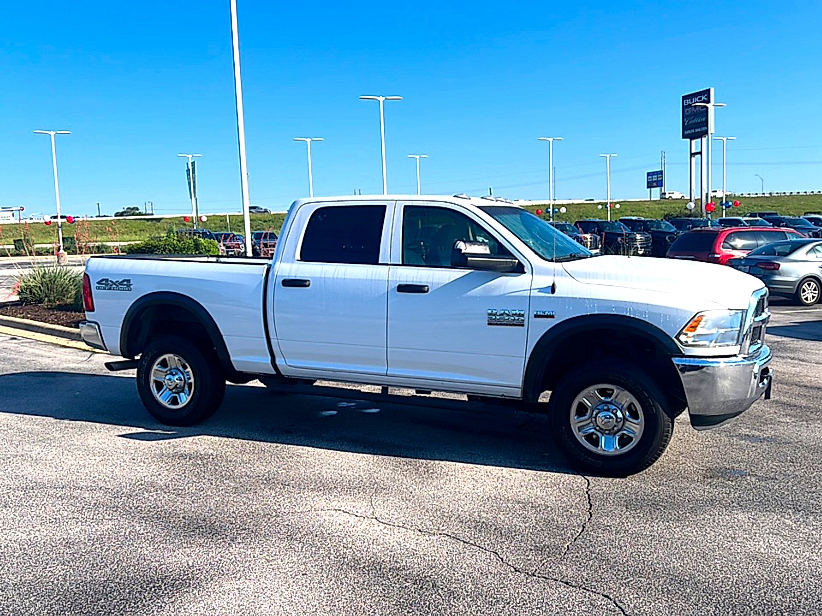 2018 RAM 2500 Tradesman Crew Cab 4x4 6'4" Box