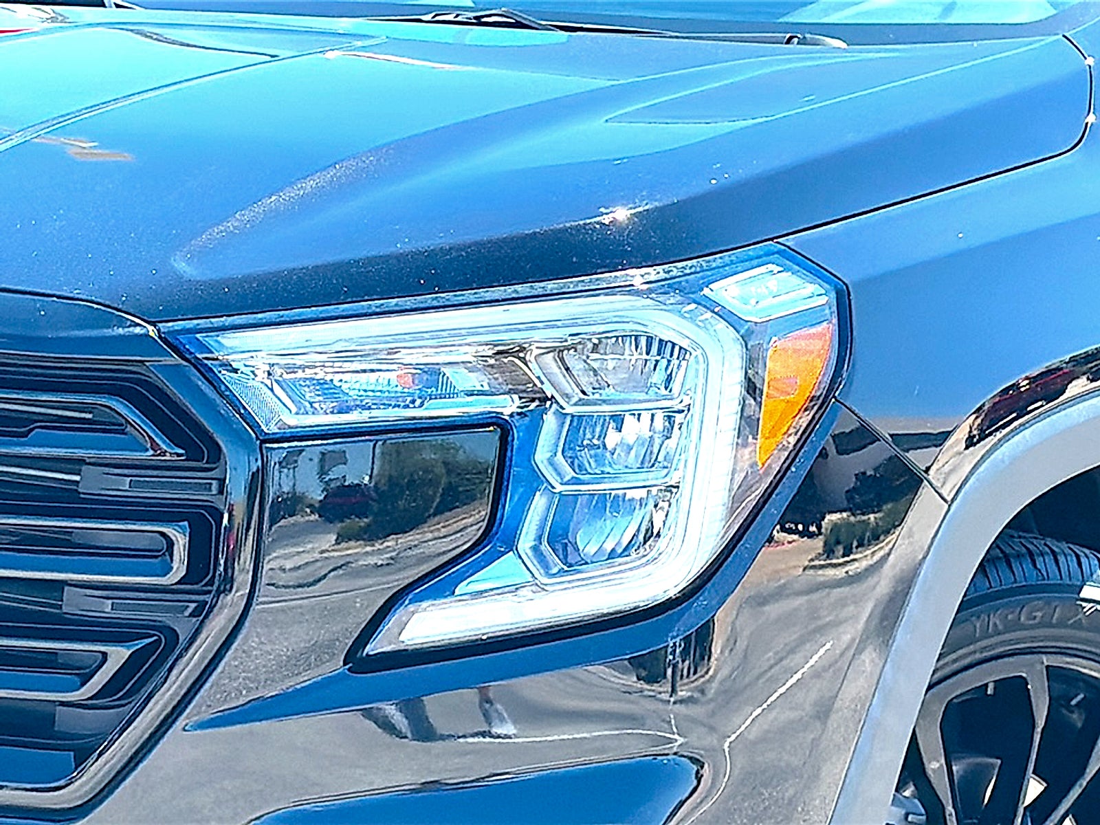 2024 GMC Terrain SLE