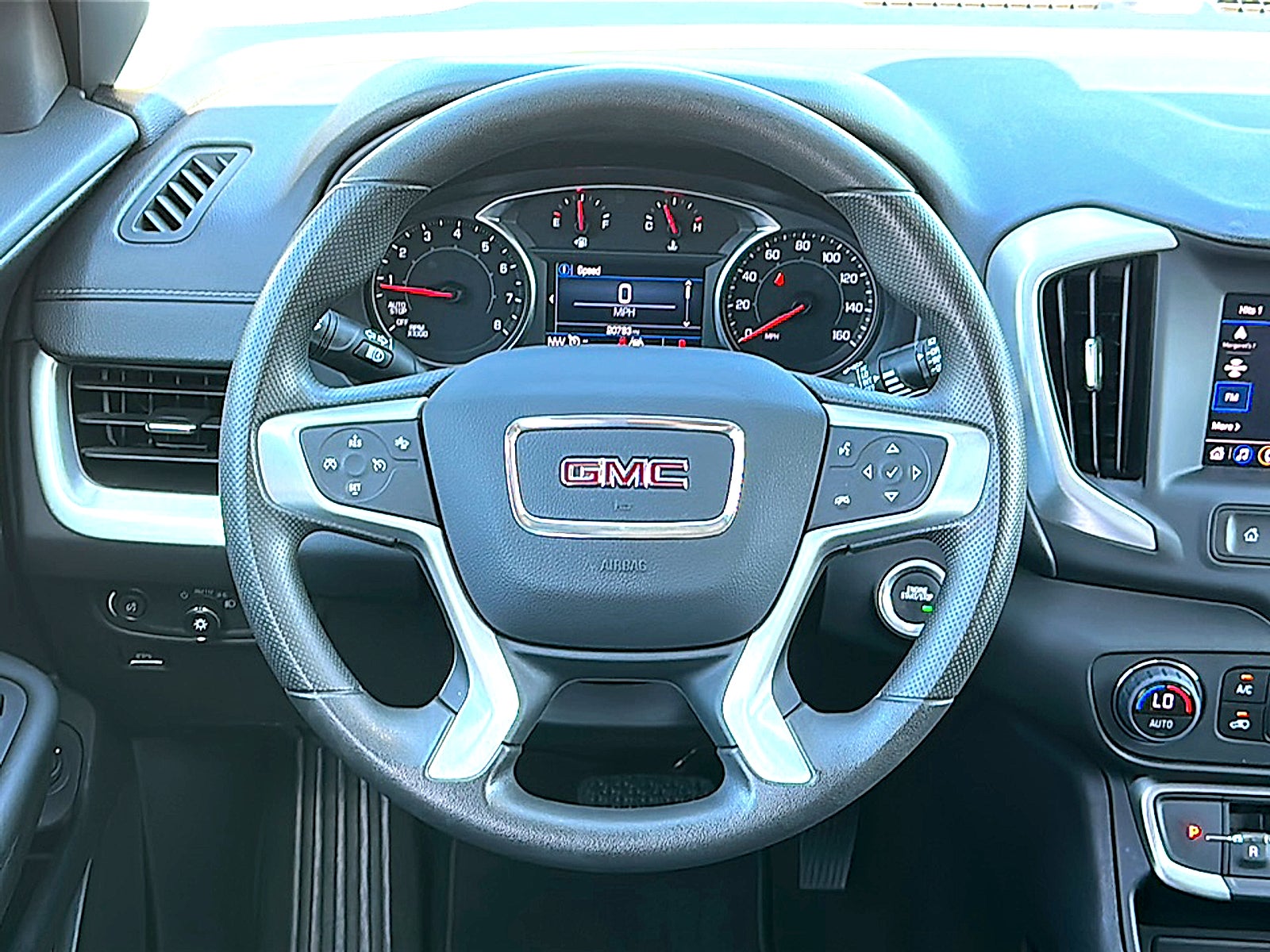 2024 GMC Terrain SLE
