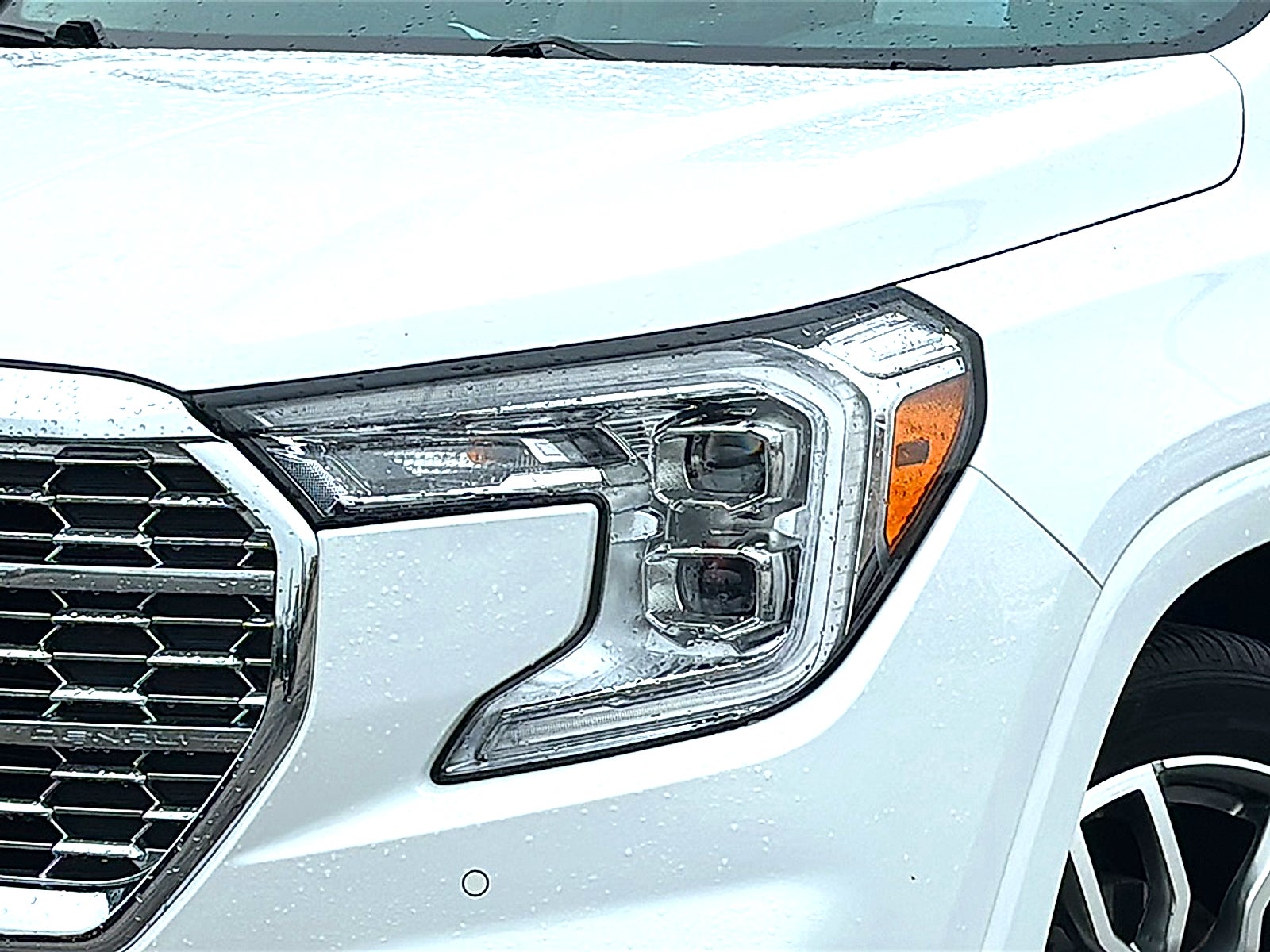 2023 GMC Terrain Denali