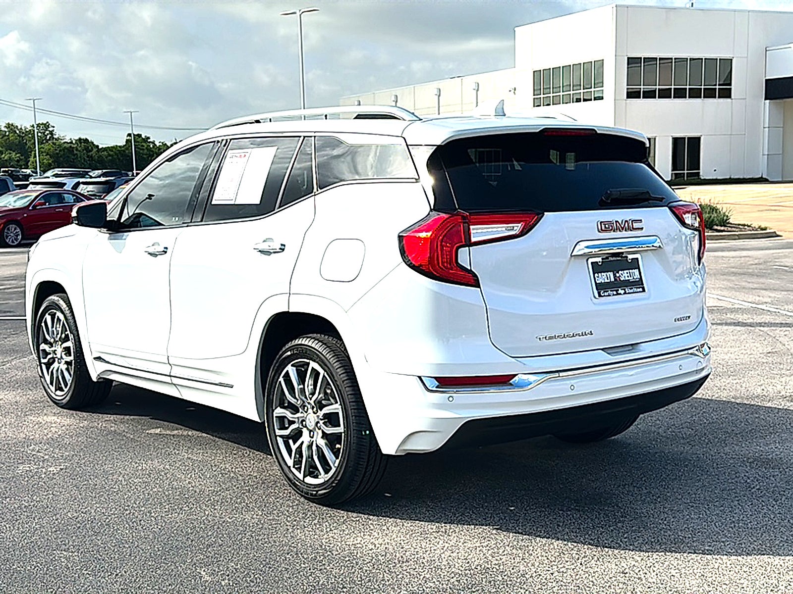 2023 GMC Terrain Denali