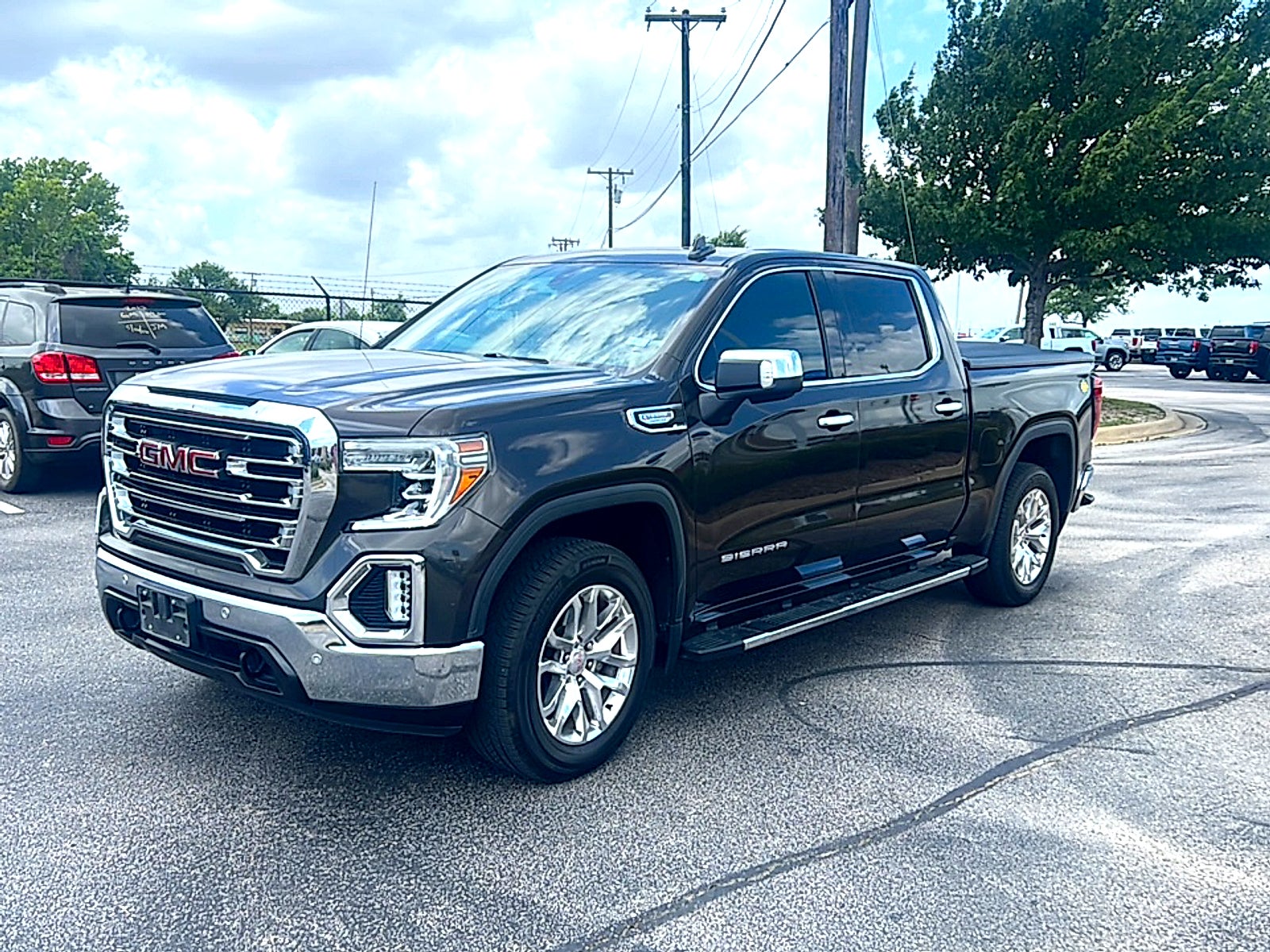 2021 GMC Sierra 1500 SLT