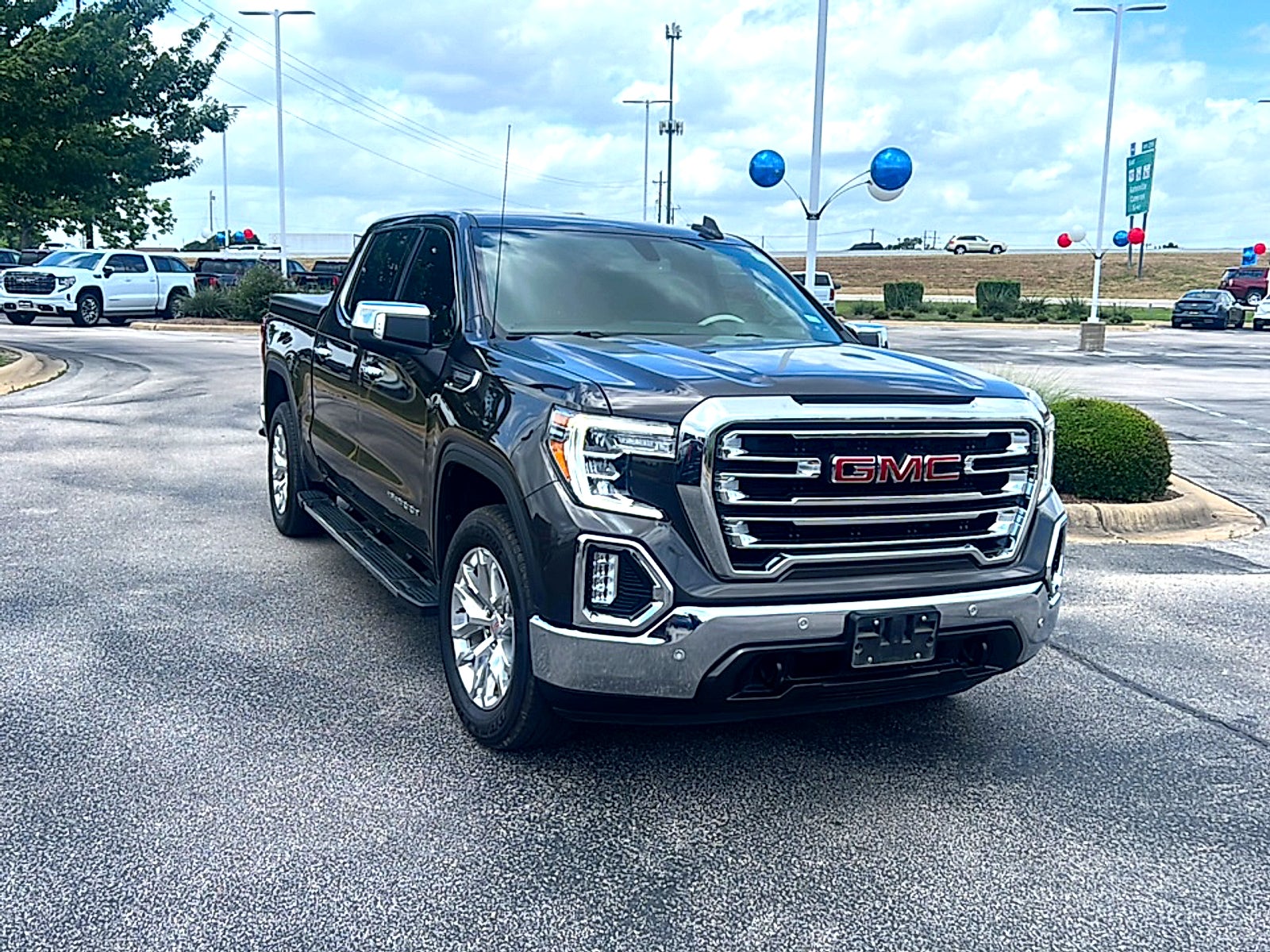 2021 GMC Sierra 1500 SLT