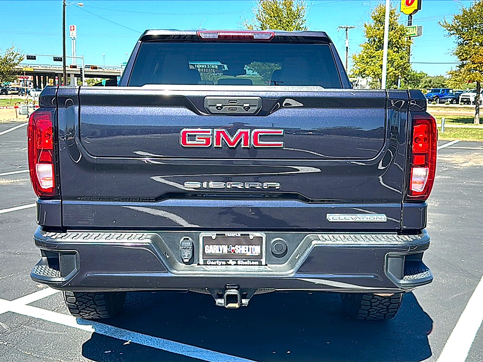 2022 GMC Sierra 1500 Elevation