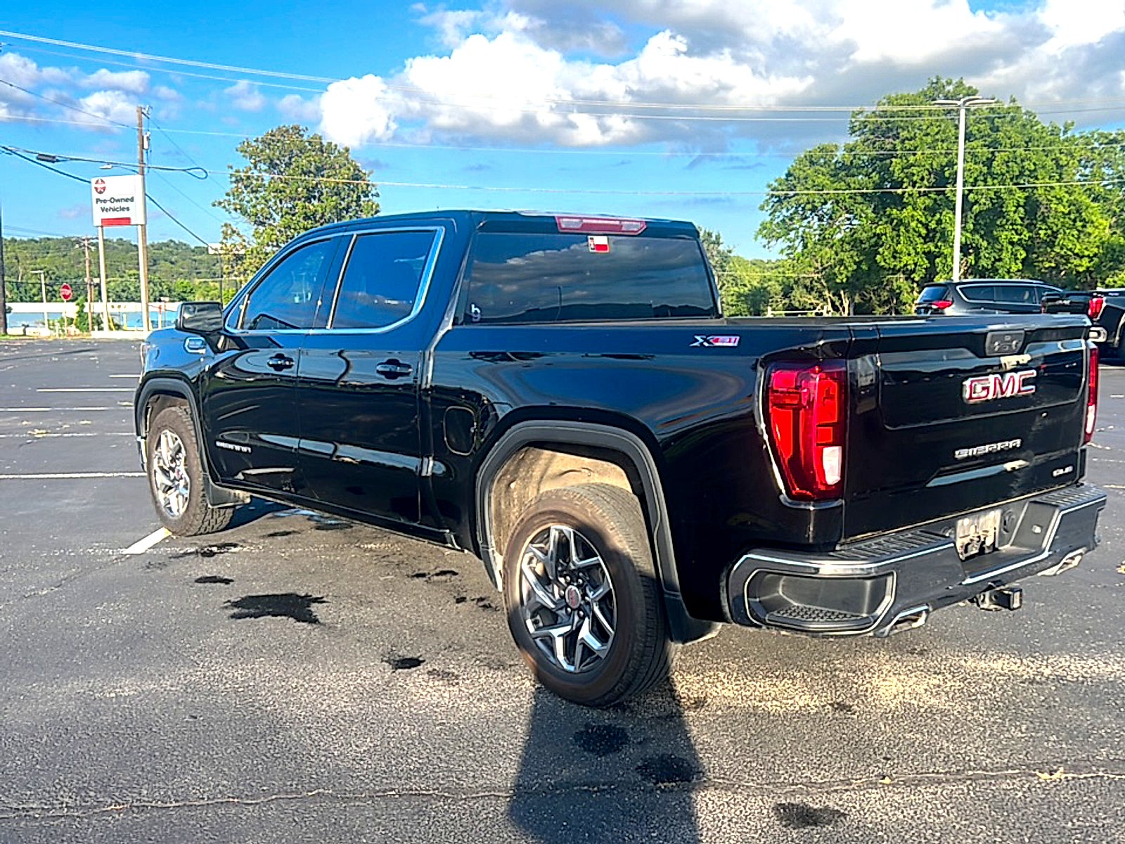 2022 GMC Sierra 1500 SLE
