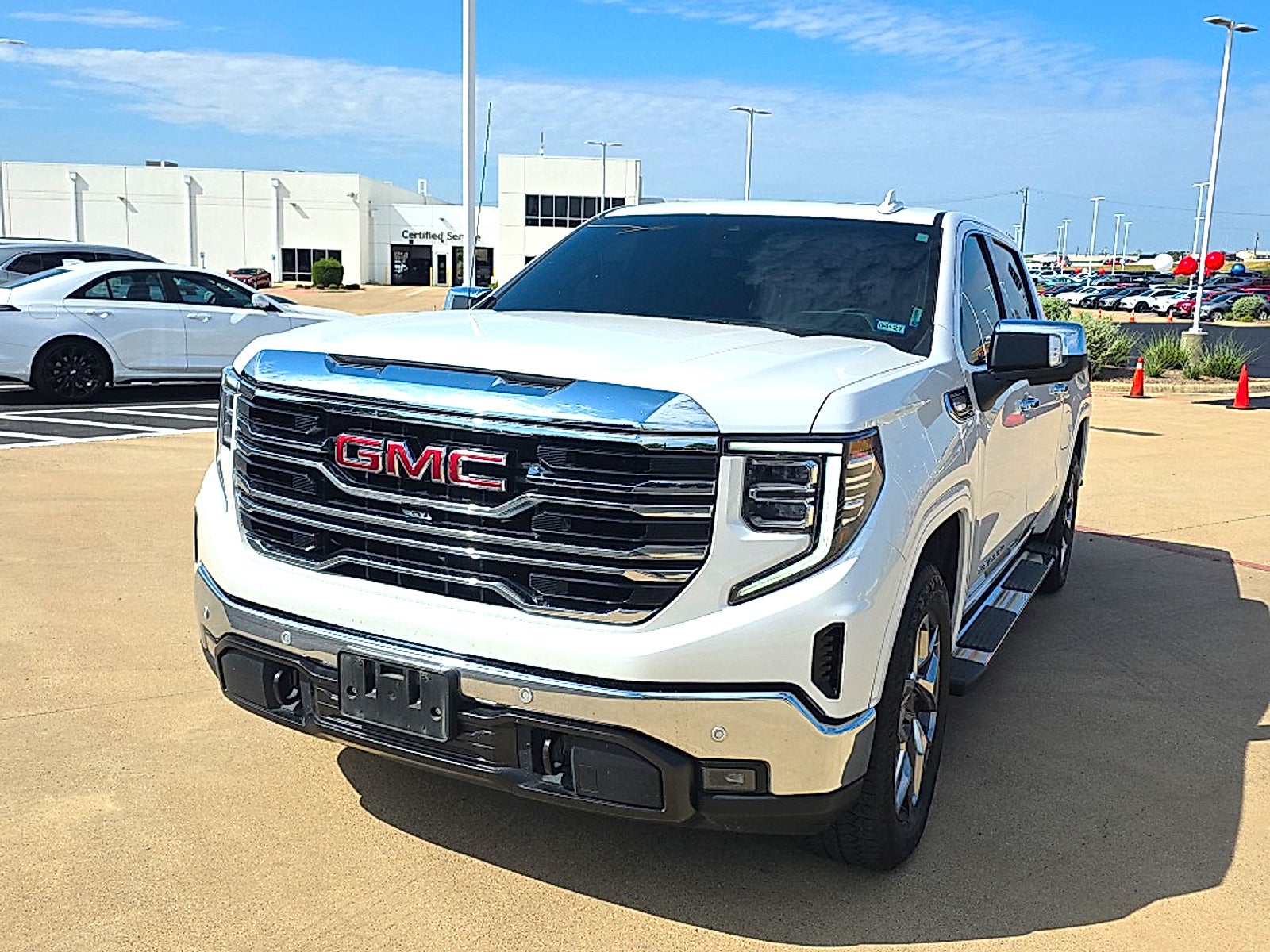 2025 GMC Sierra 1500 SLT