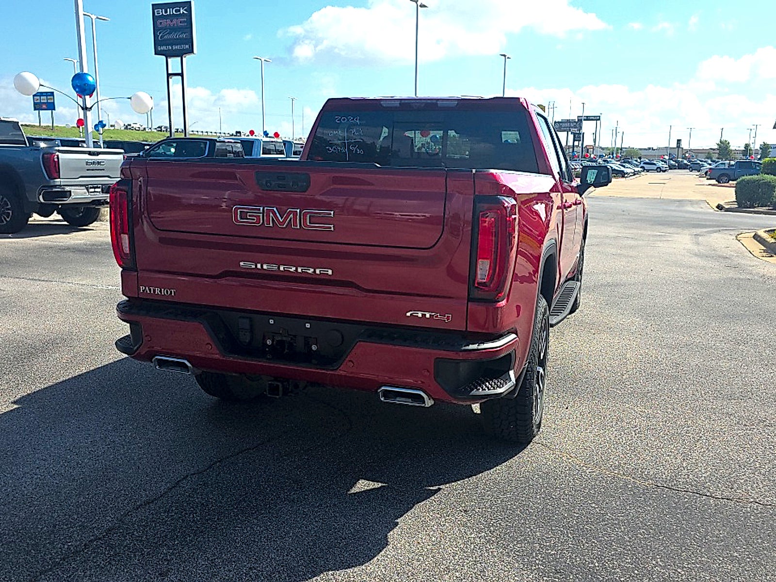 2024 GMC Sierra 1500 AT4