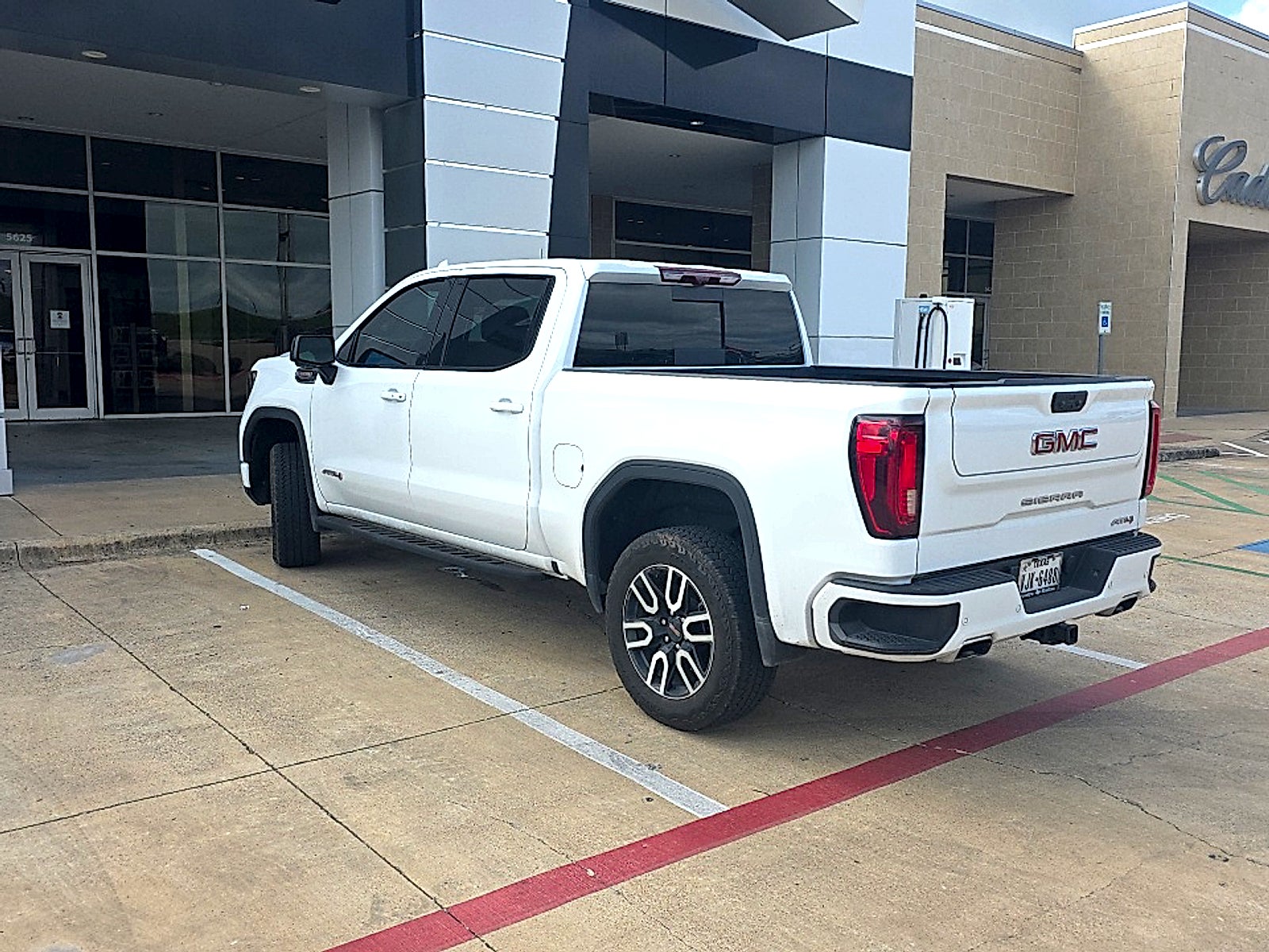 2024 GMC Sierra 1500 AT4