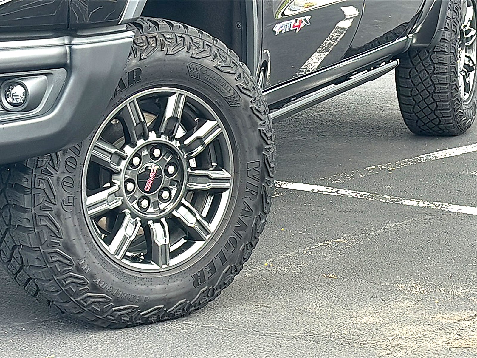 2024 GMC Sierra 1500 AT4X