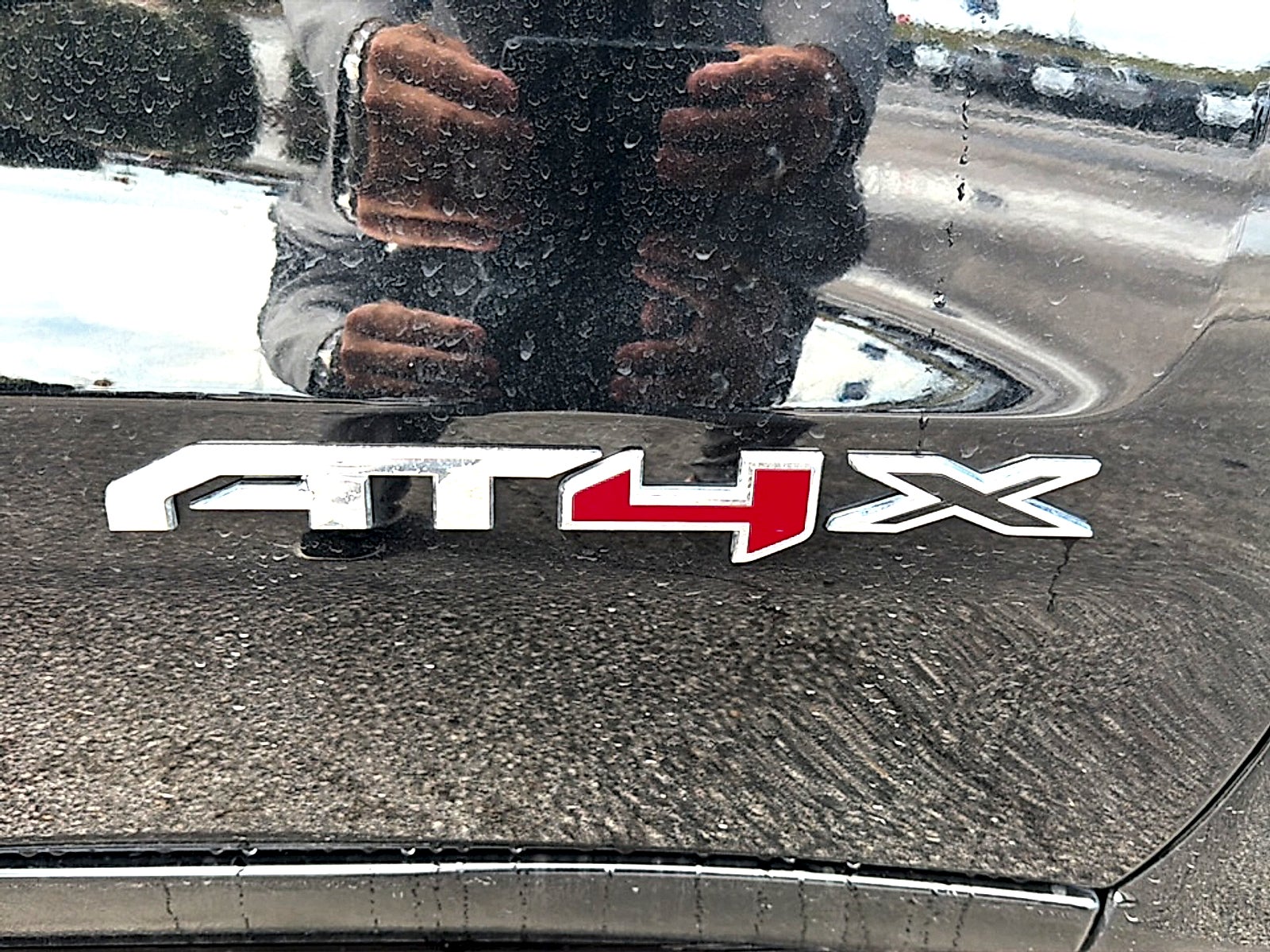 2024 GMC Sierra 1500 AT4X