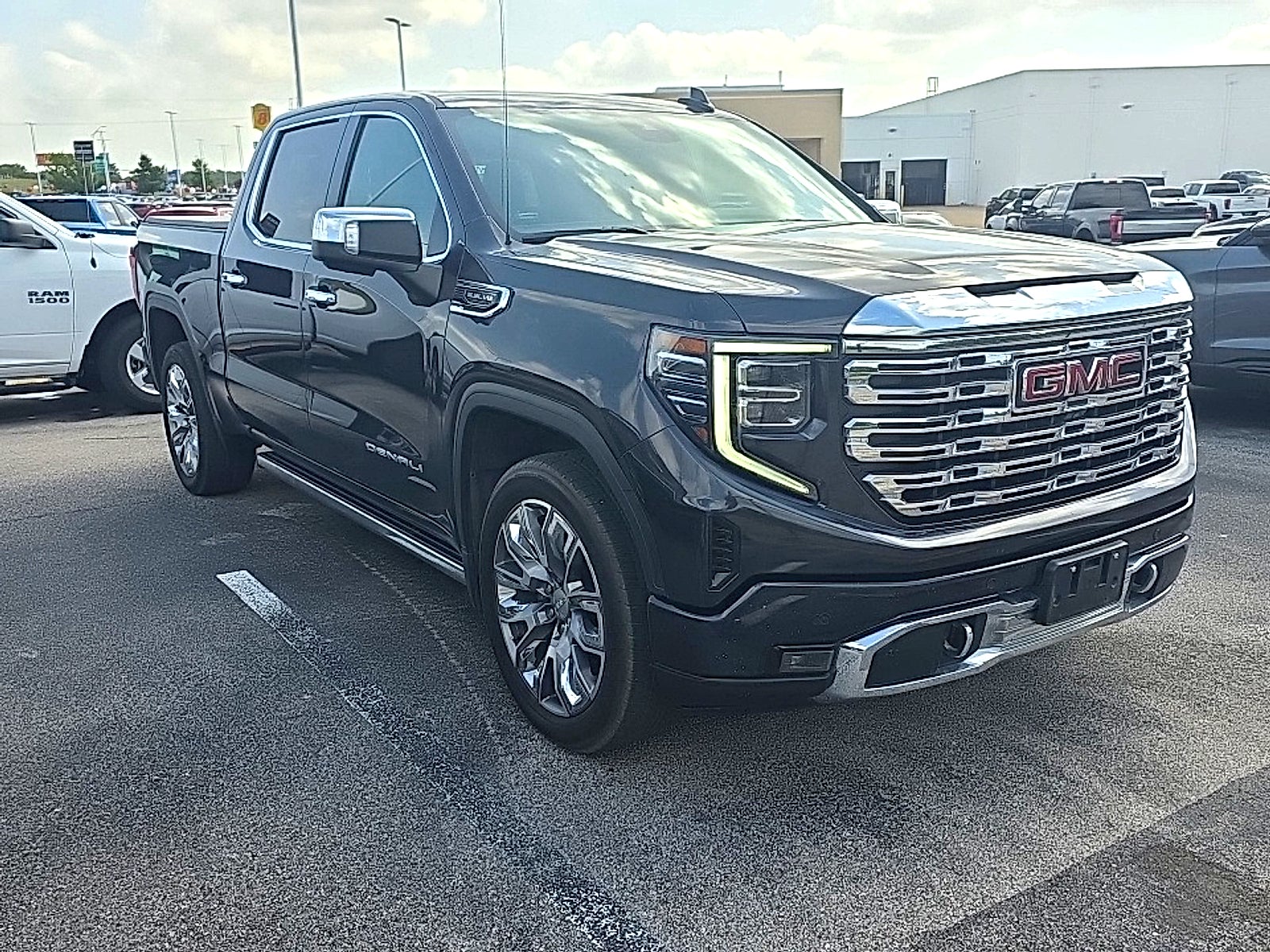 2023 GMC Sierra 1500 Denali