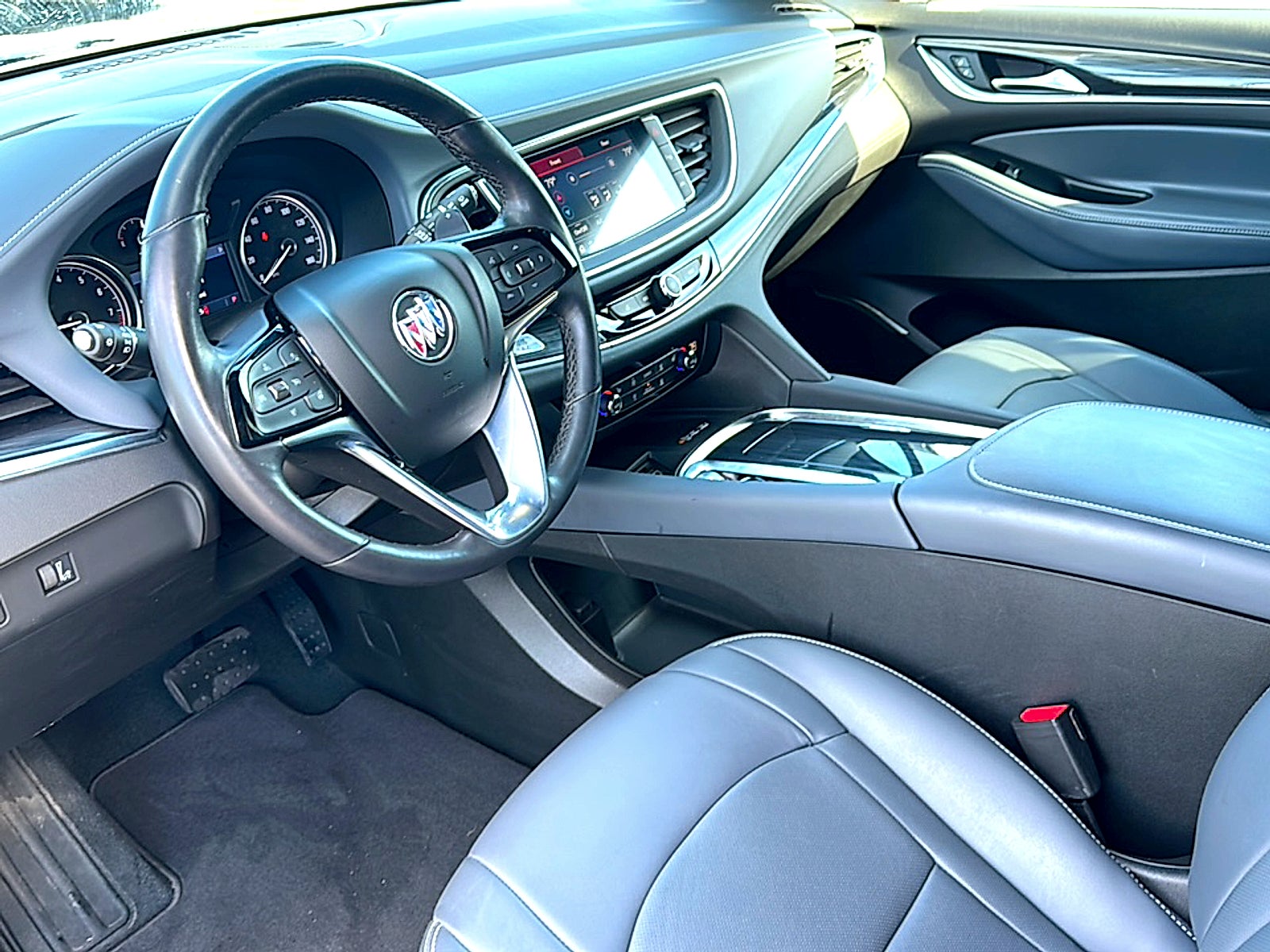 2024 Buick Enclave Essence