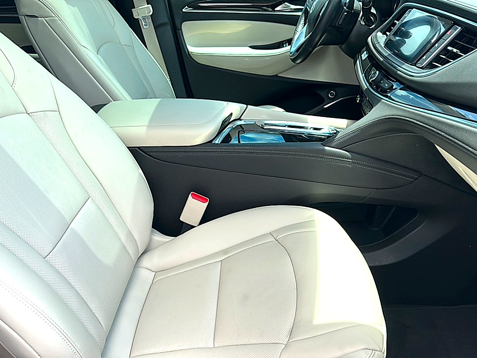 2022 Buick Enclave Premium