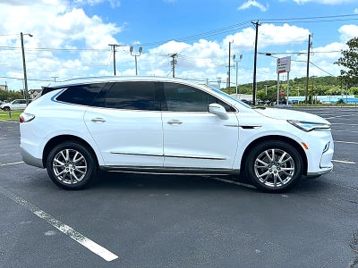 2022 Buick Enclave Premium