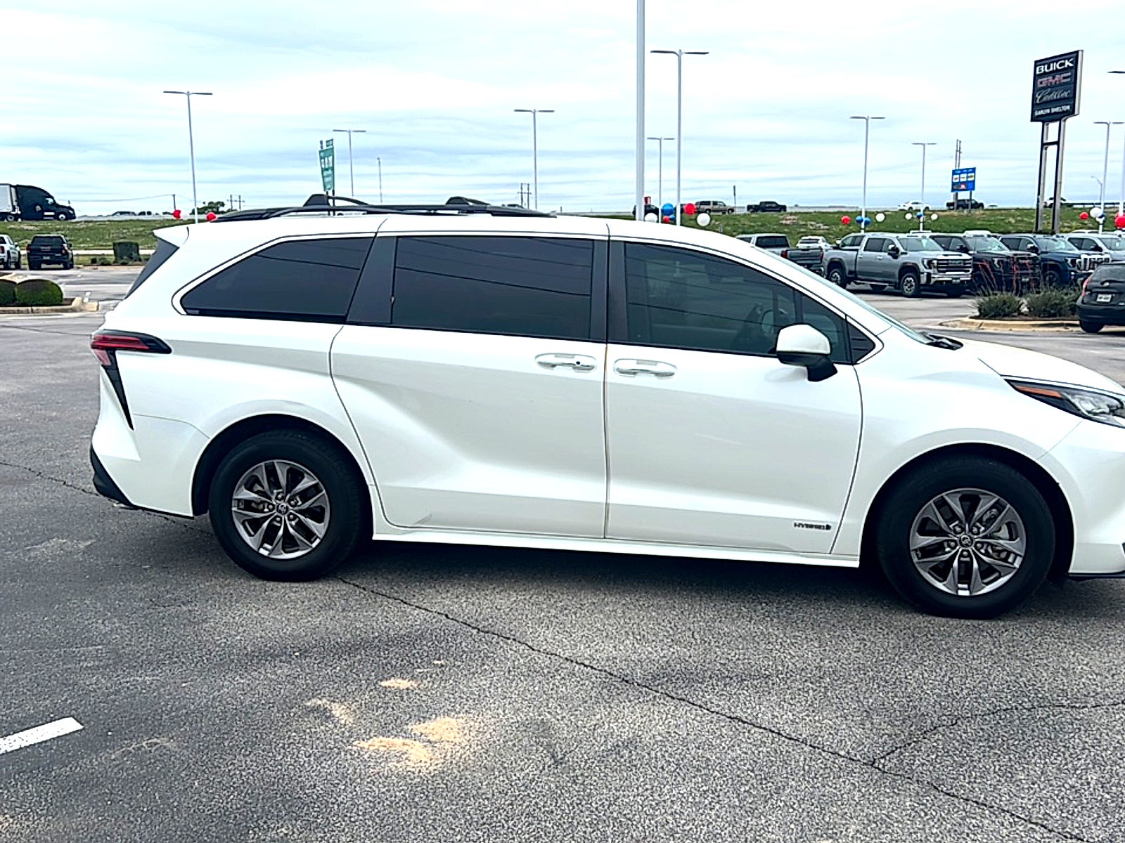 2021 Toyota Sienna XLE