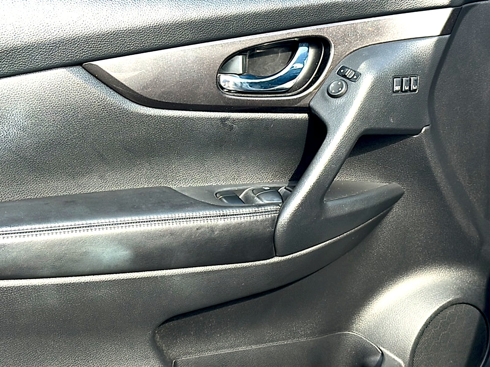 2020 Nissan Rogue SV FWD