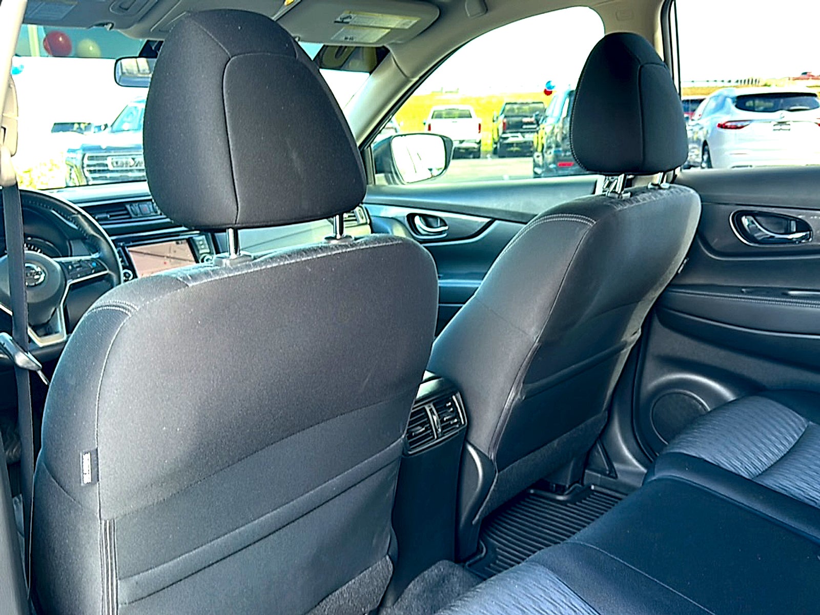 2020 Nissan Rogue SV FWD