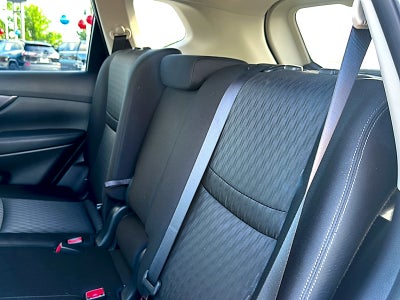2020 Nissan Rogue SV FWD