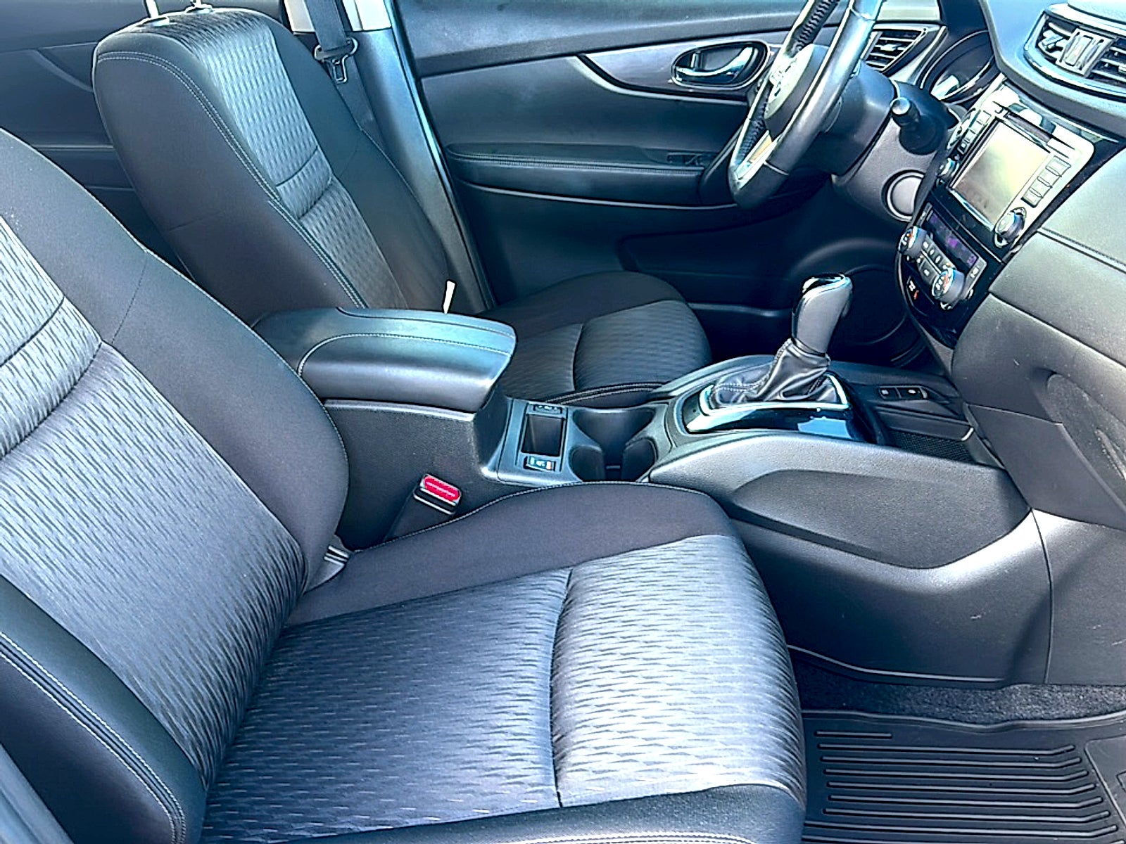 2020 Nissan Rogue SV FWD