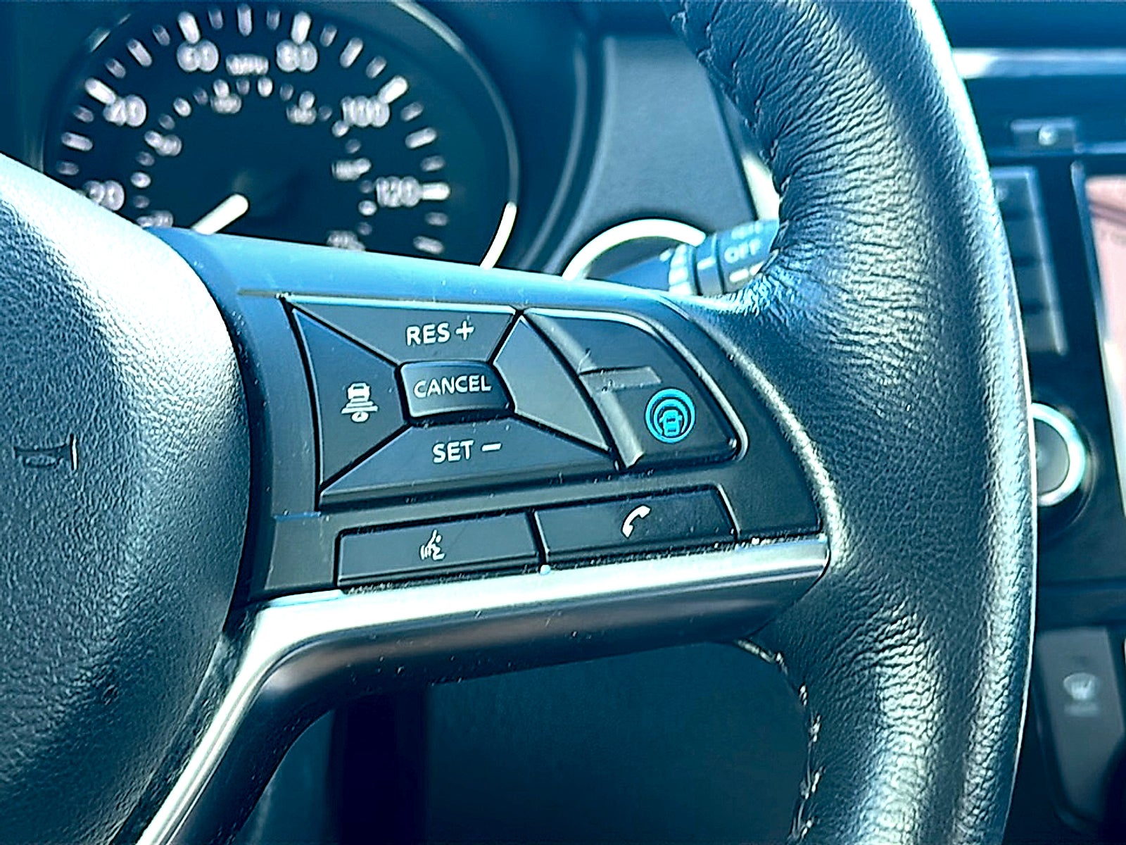 2020 Nissan Rogue SV FWD