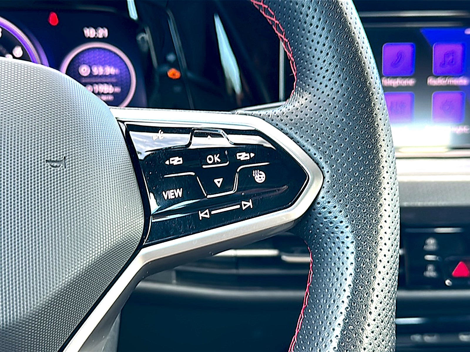 2024 Volkswagen Golf GTI 2.0T S