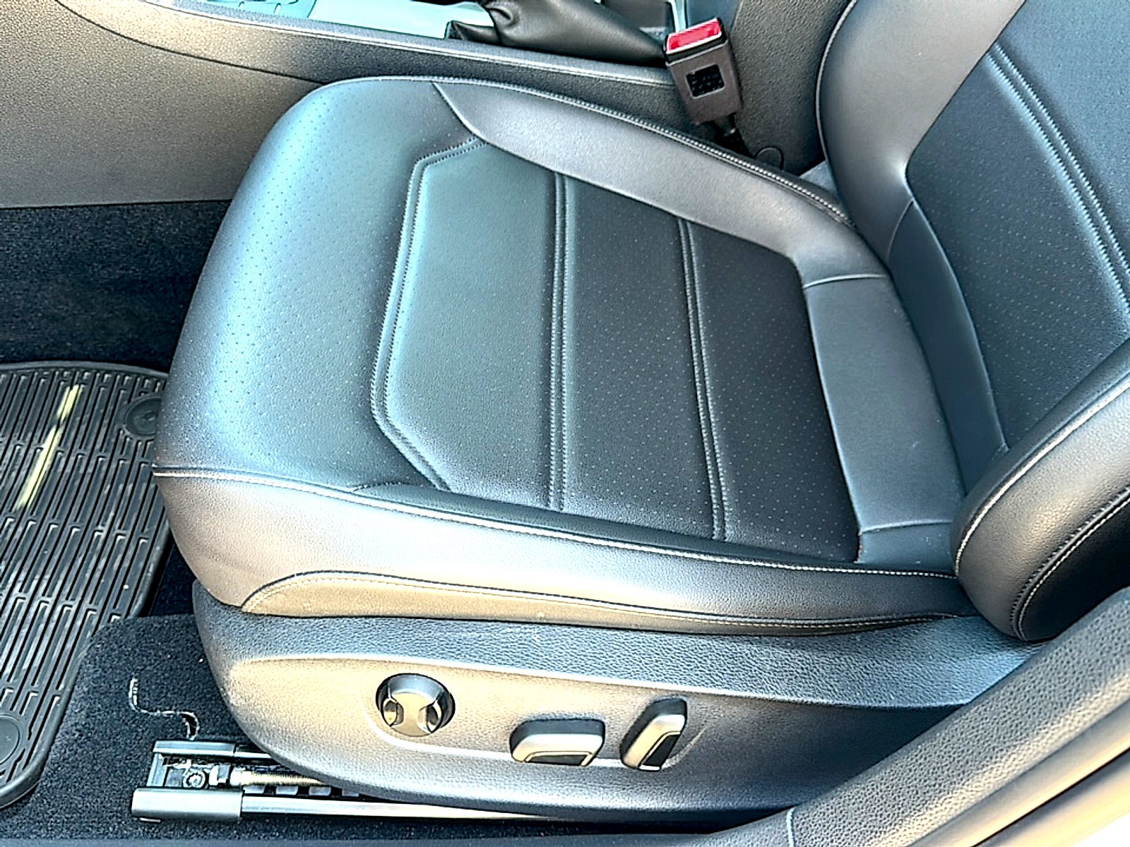 2020 Volkswagen Passat 2.0T R-Line