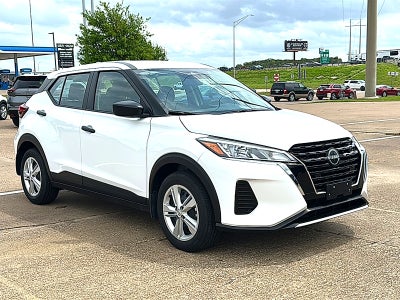 2025 Nissan Kicks Play S