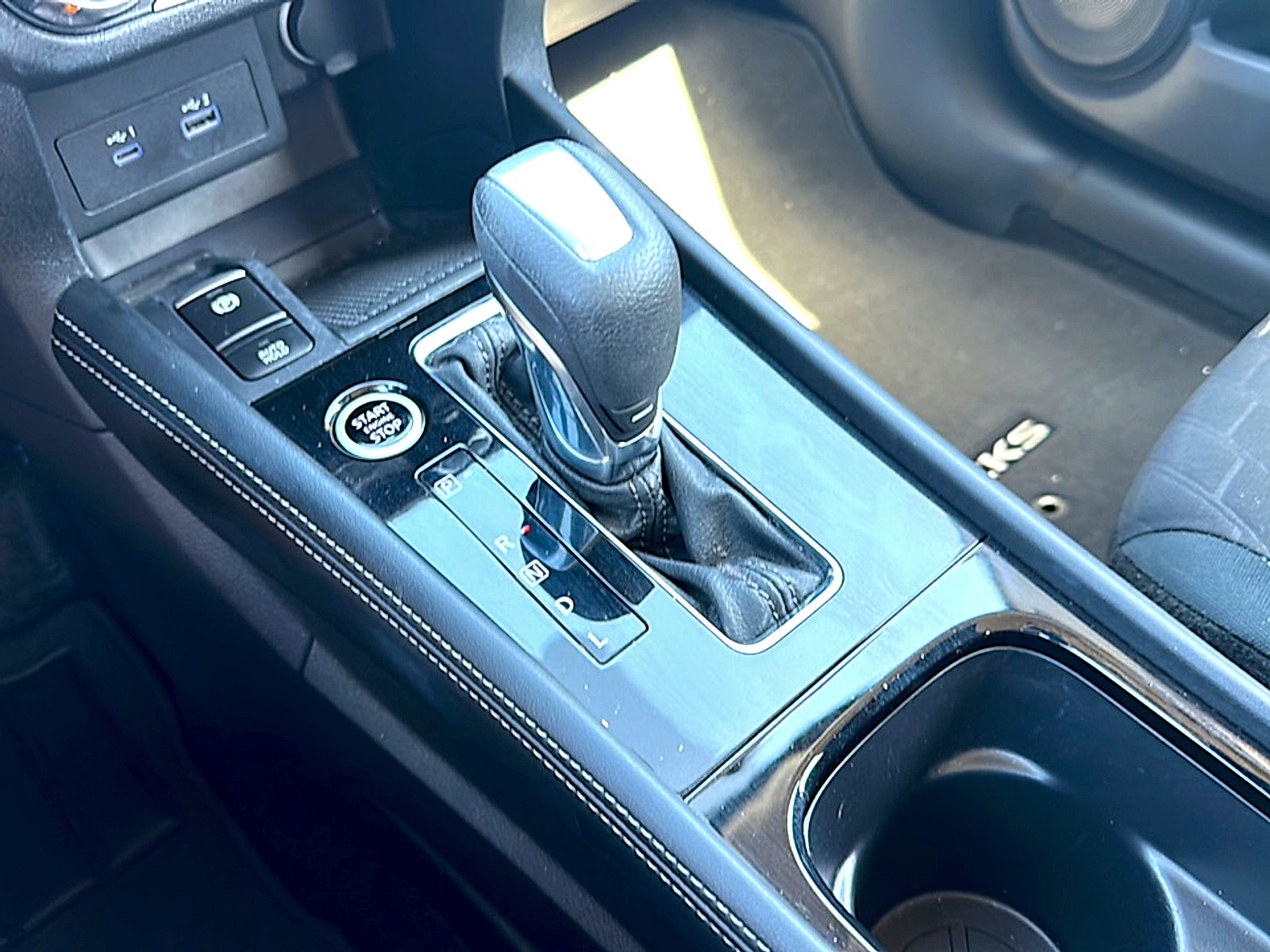 2024 Nissan Kicks SV Xtronic CVT