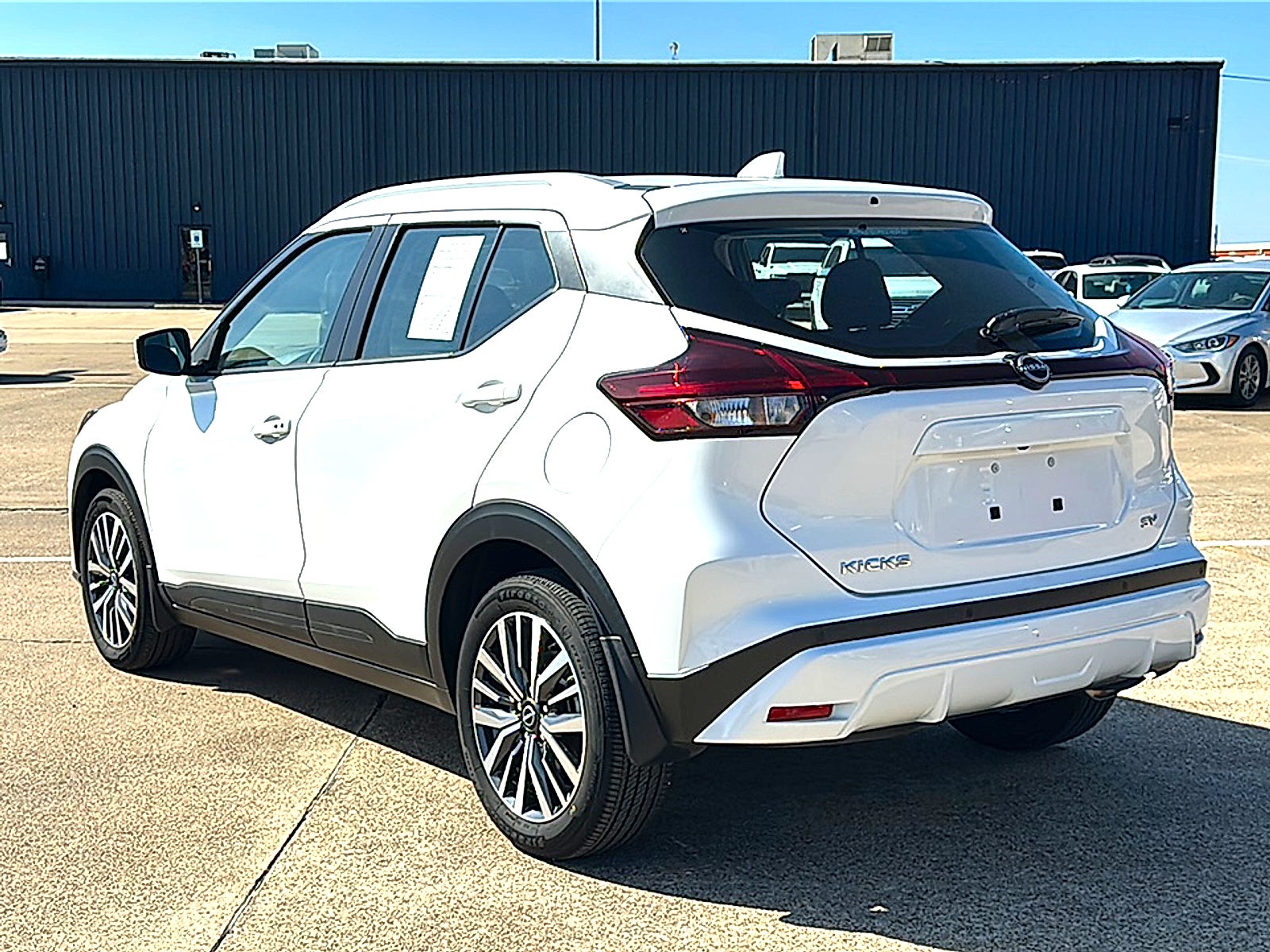 2024 Nissan Kicks SV Xtronic CVT