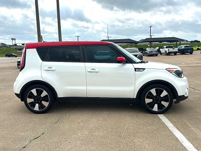 2017 Kia Soul +