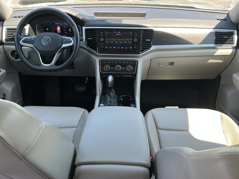 2022 Volkswagen Atlas 2.0T SE w/Technology