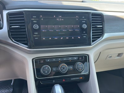 2022 Volkswagen Atlas 2.0T SE w/Technology