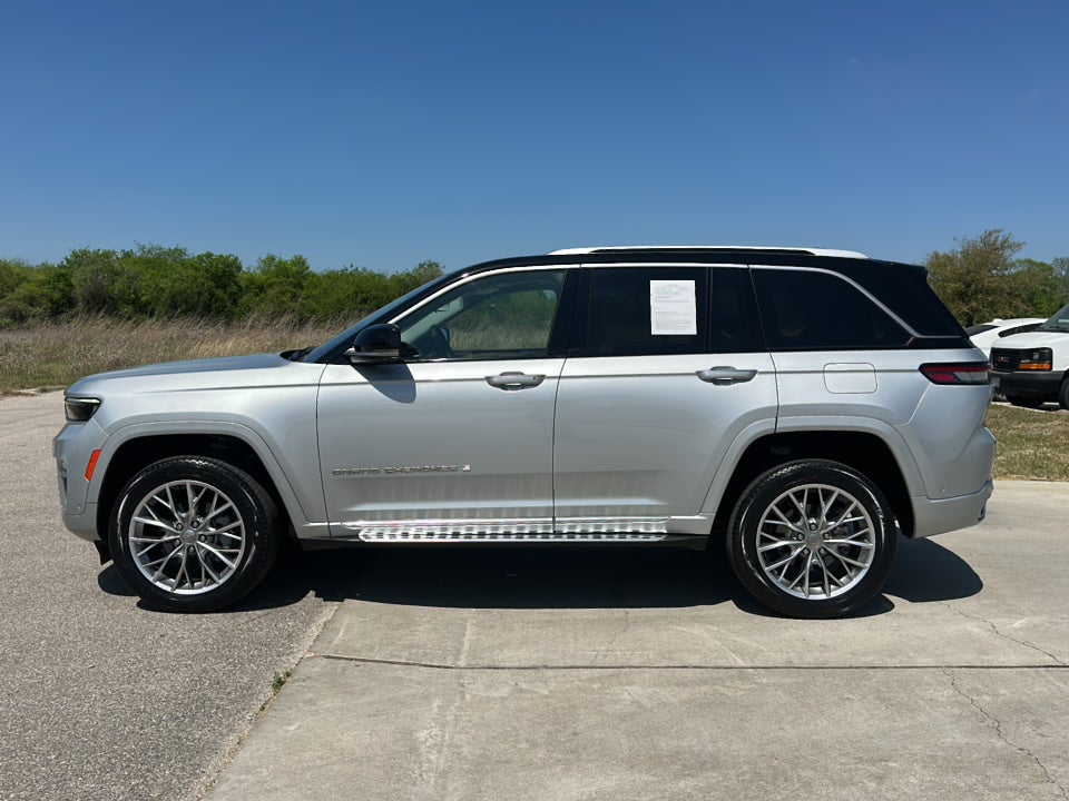 2023 Jeep Grand Cherokee Summit 4x2