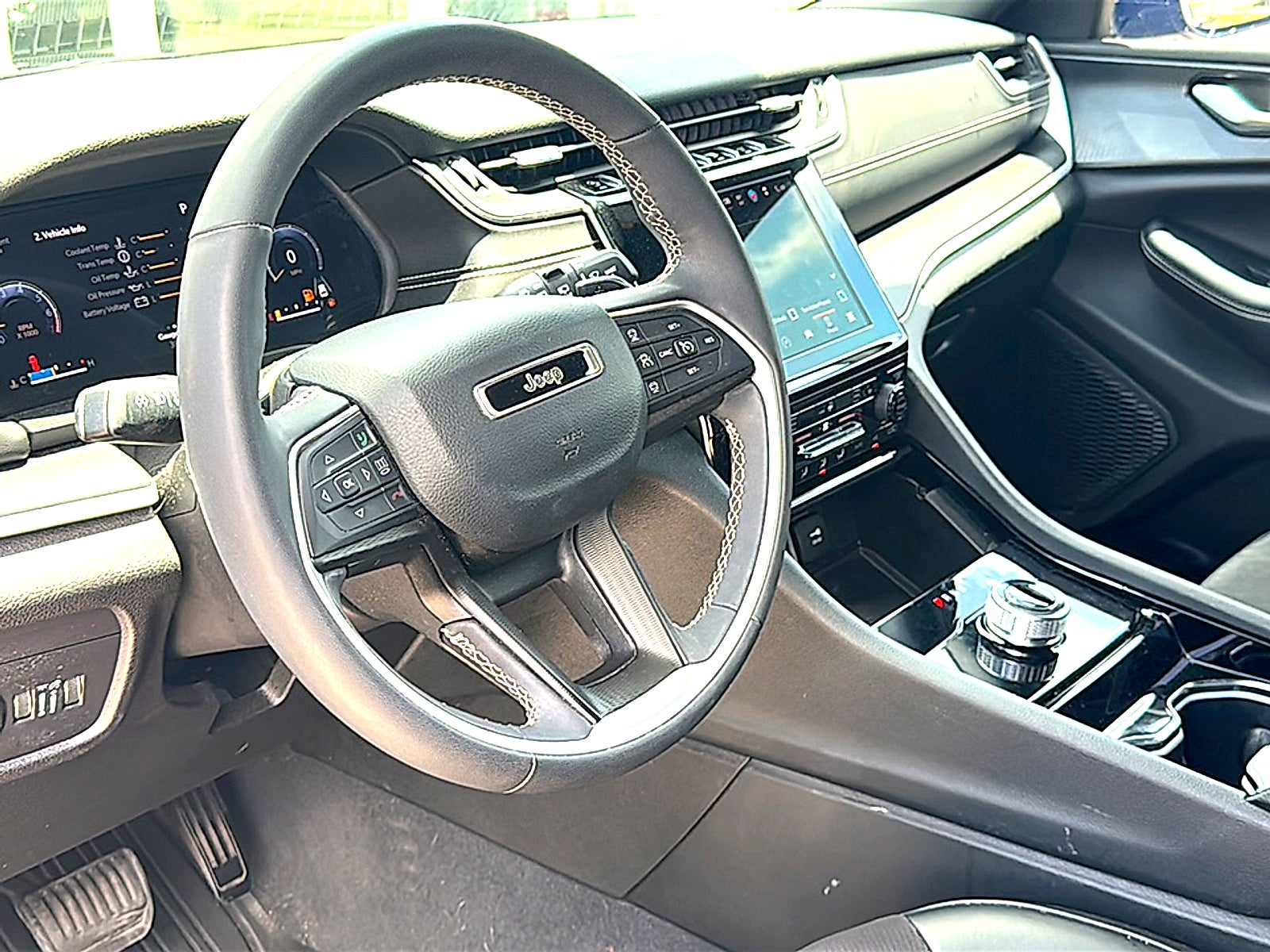 2023 Jeep Grand Cherokee Altitude
