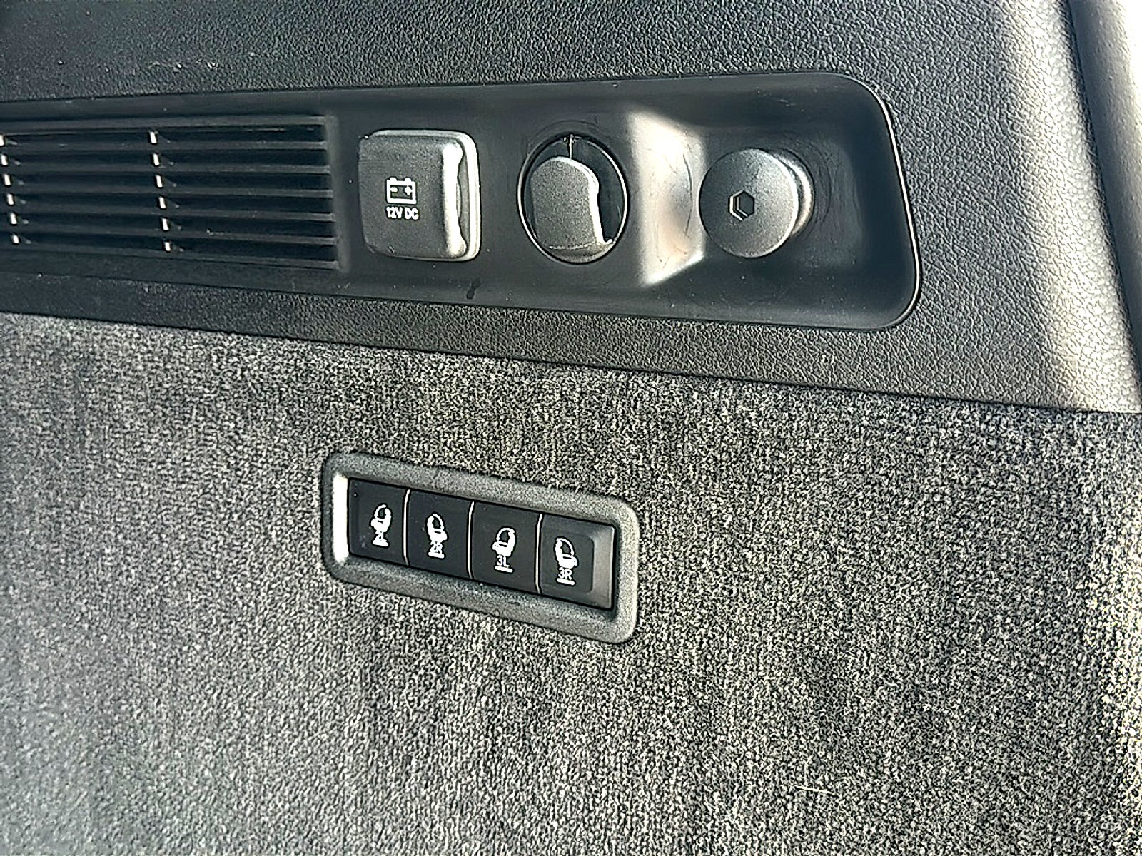 2023 Jeep Grand Wagoneer Series III Obsidian