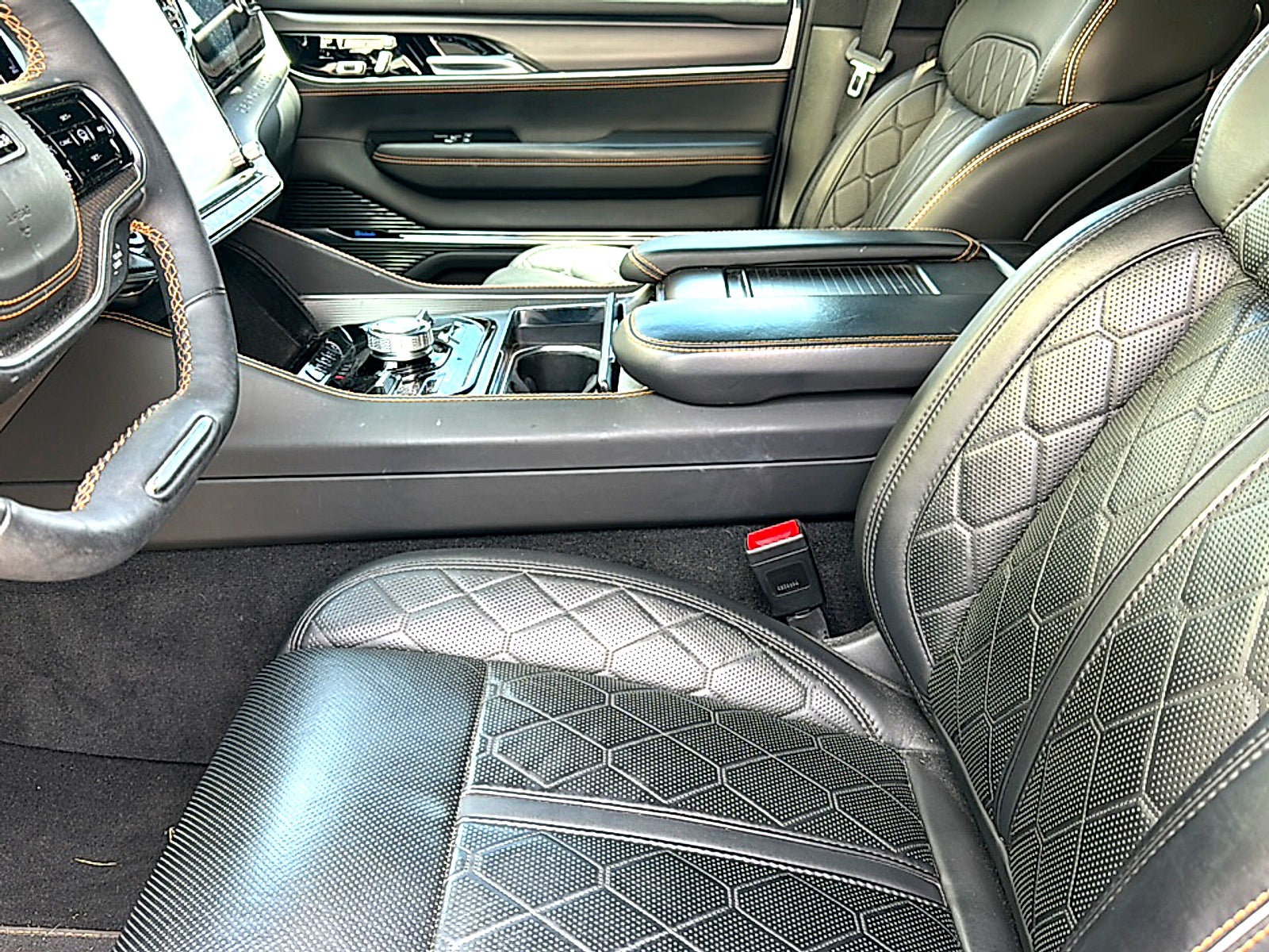 2023 Jeep Grand Wagoneer Series III Obsidian