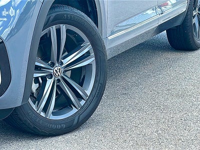 2021 Volkswagen Atlas Cross Sport 3.6L V6 SE w/Technology R-Line