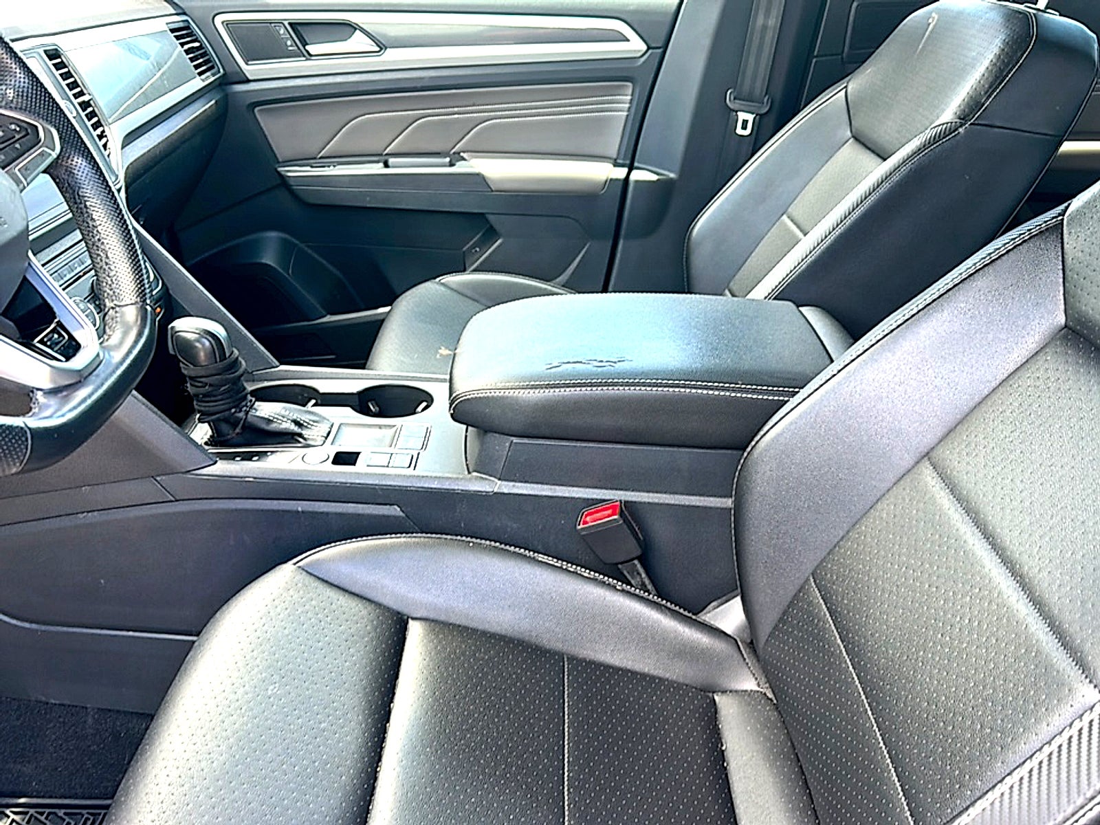 2021 Volkswagen Atlas Cross Sport 3.6L V6 SE w/Technology R-Line