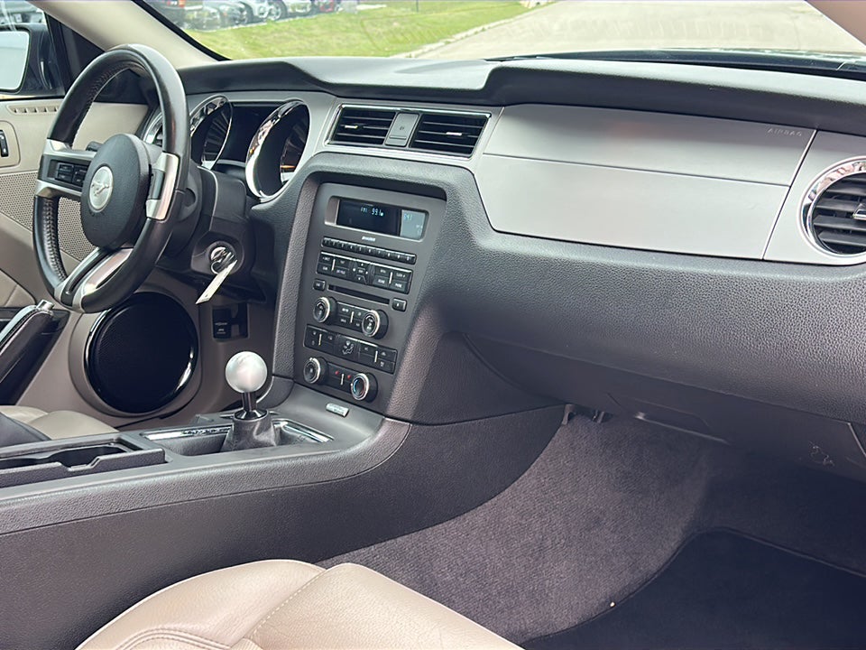 2011 Ford Mustang GT Premium