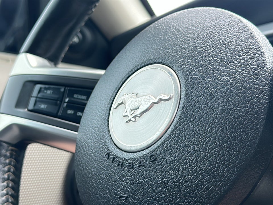 2011 Ford Mustang GT Premium