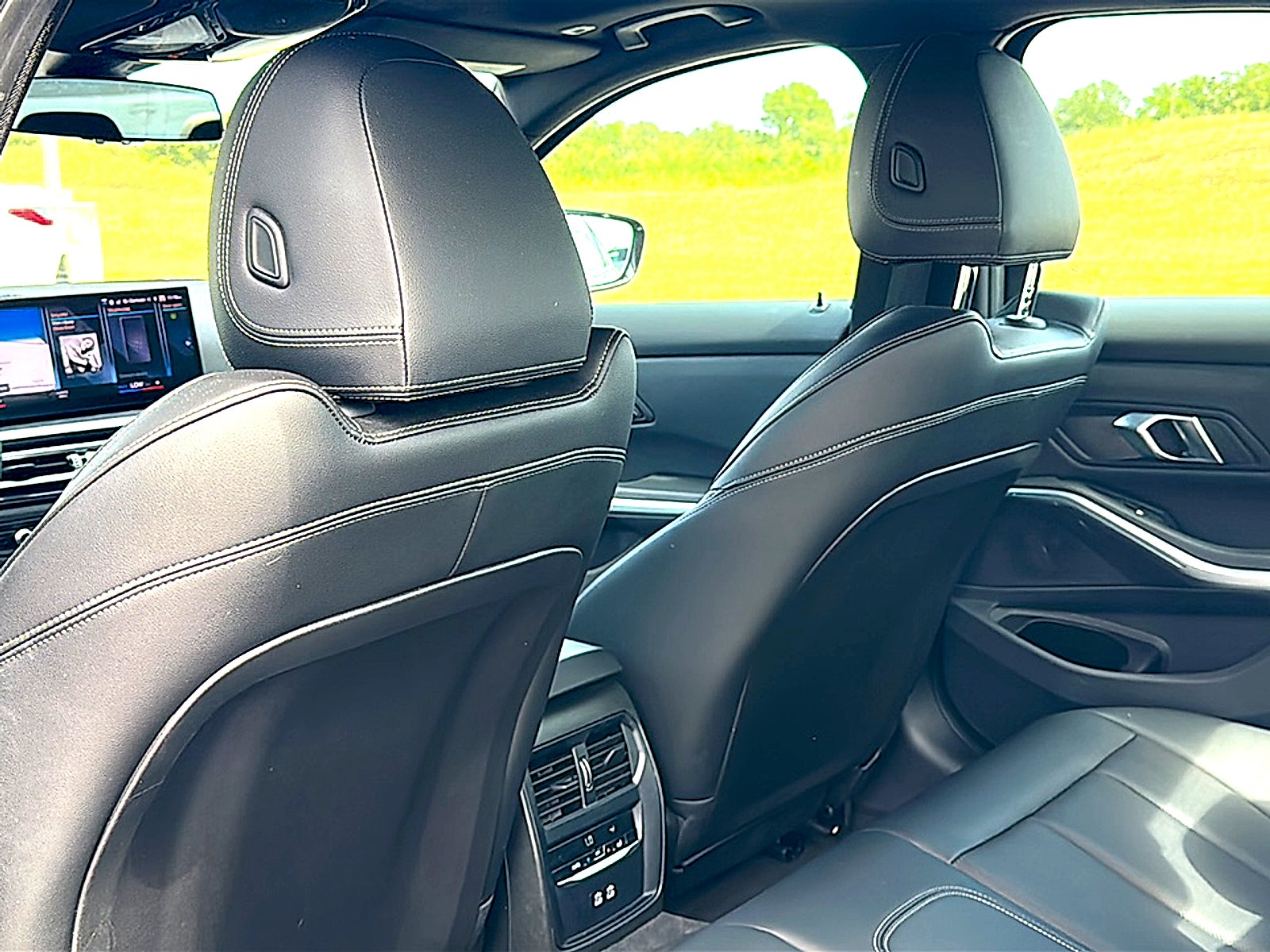 2024 BMW 3 Series 330i