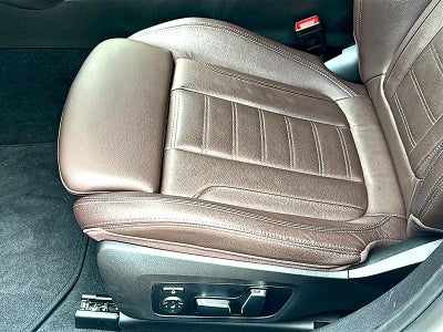 2024 BMW 3 Series 330i