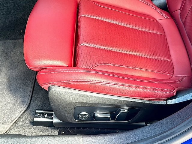 2024 BMW 3 Series 330i