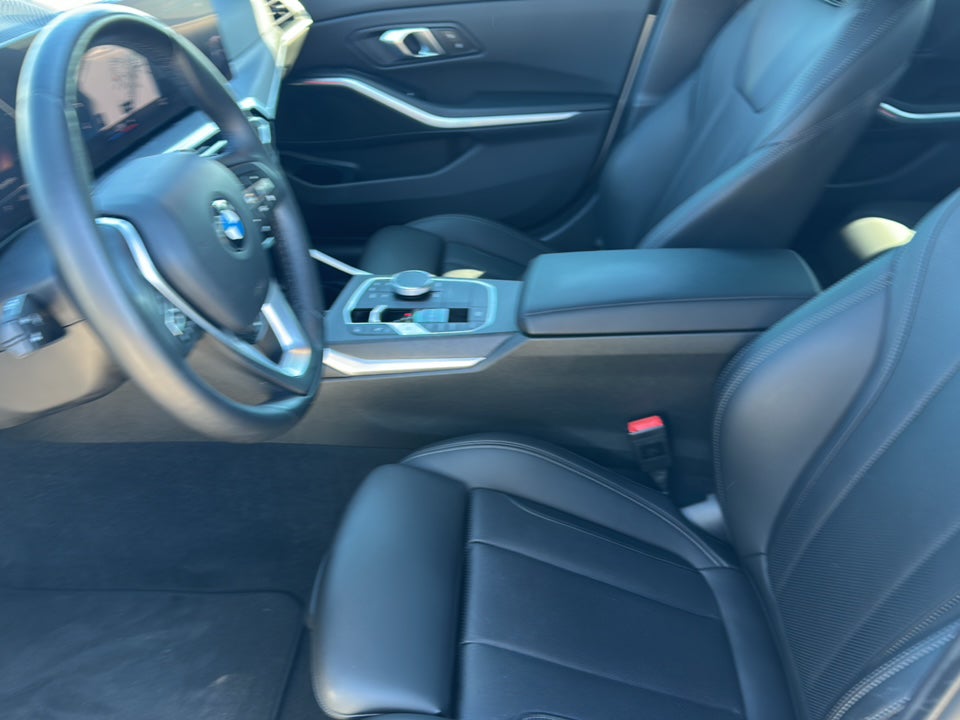 2024 BMW 330i Base