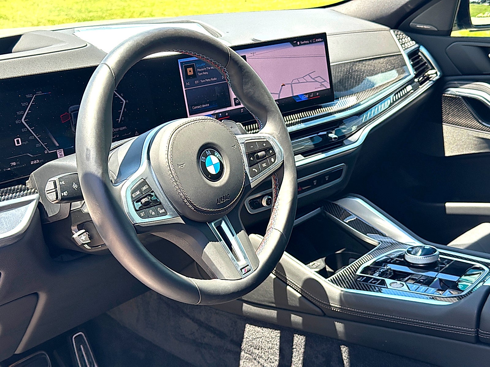 2025 BMW X6 M60i