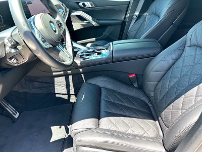 2025 BMW X6 M60i