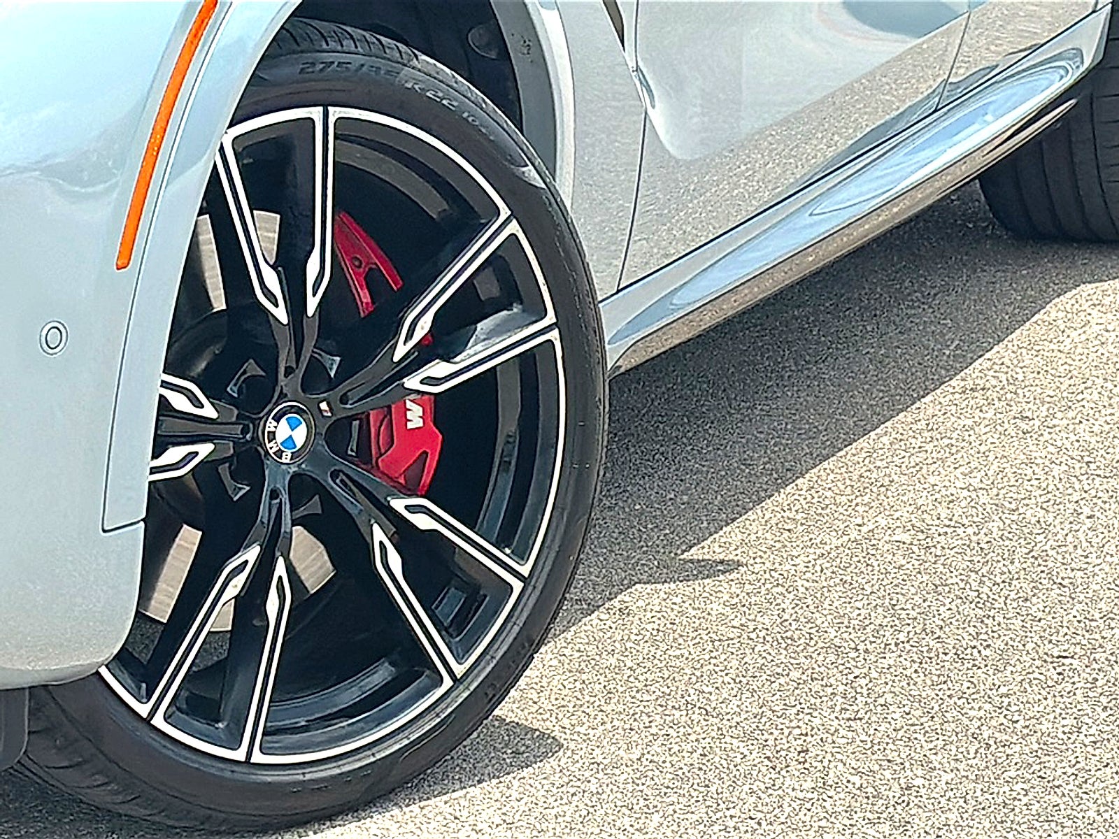 2025 BMW X6 M60i