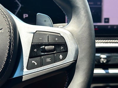 2025 BMW X6 M60i
