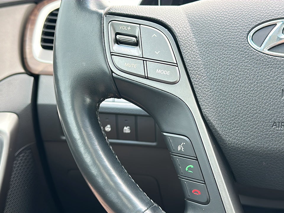 2018 Hyundai Santa Fe SE Ultimate