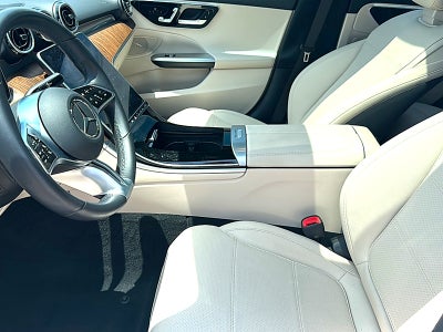 2025 Mercedes-Benz C 300 C 300